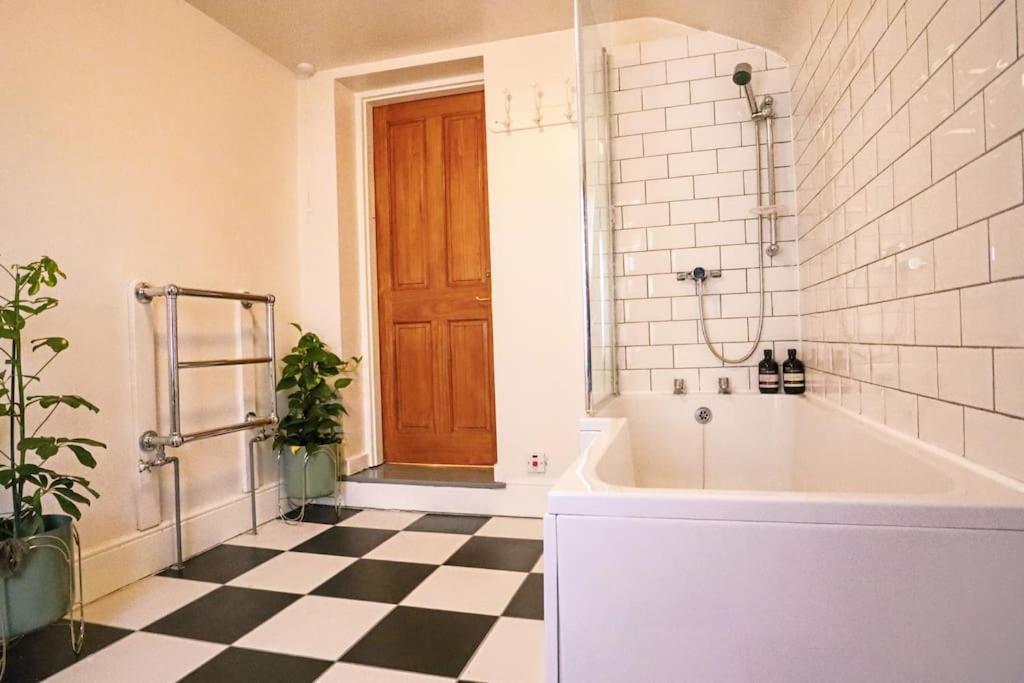 Cute Cottage 5 Min Walk From Cafes Station And Sea Hastings Exterior photo